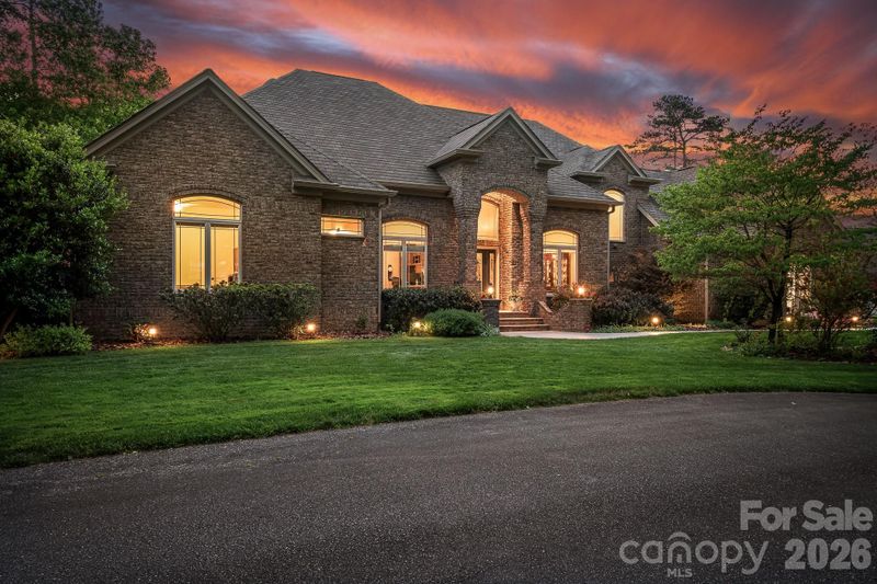 1395 Strawberry Ln, Denver, NC 28037