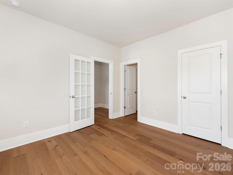 5440 Welch Ct, Cramerton, NC 28032