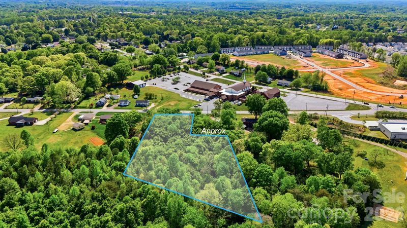1721 Kool Park Rd NE, Hickory, NC 28601