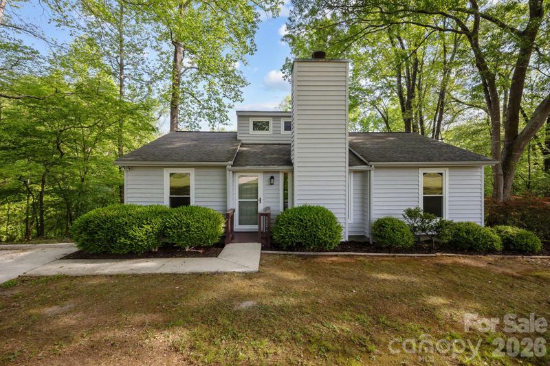 5979 Tall Tree Ln, Harrisburg, NC 28075