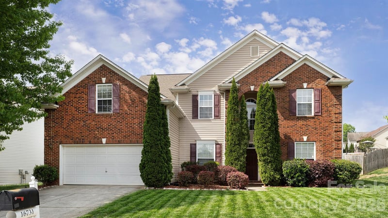 16731 Macanthra Dr, Charlotte, NC 28213