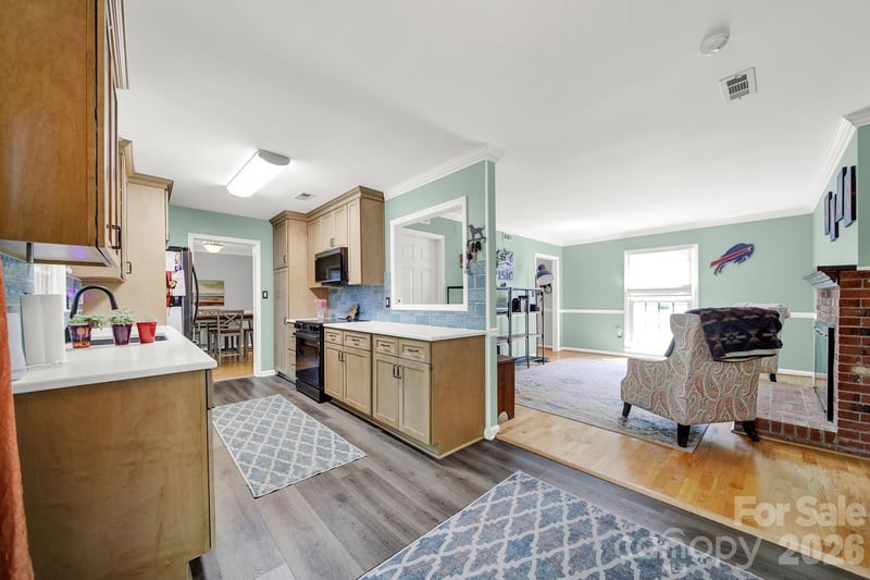 8802 Kirchenbaum Dr, Charlotte, NC 28210