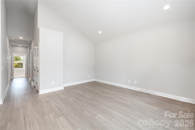 6625 Tracy Ave, Charlotte, NC 28214