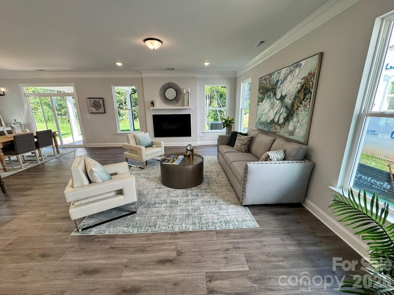 13127 Foxberry Rd, Charlotte, NC 28213