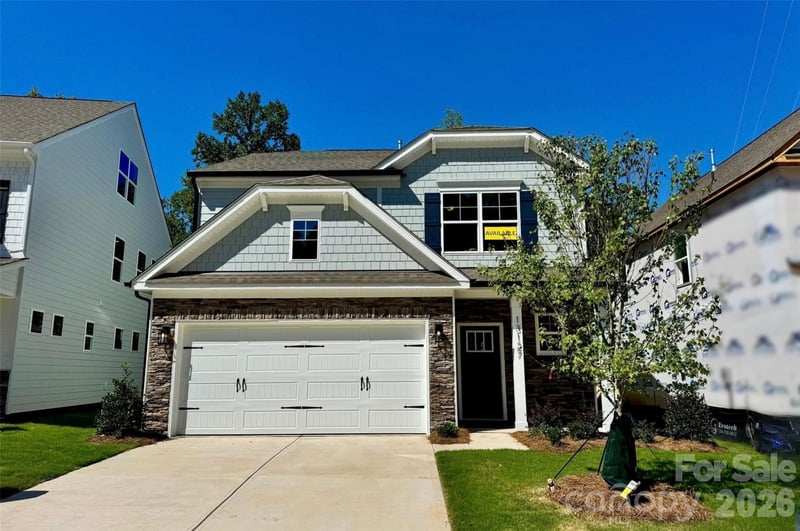 13127 Foxberry Rd, Charlotte, NC 28213