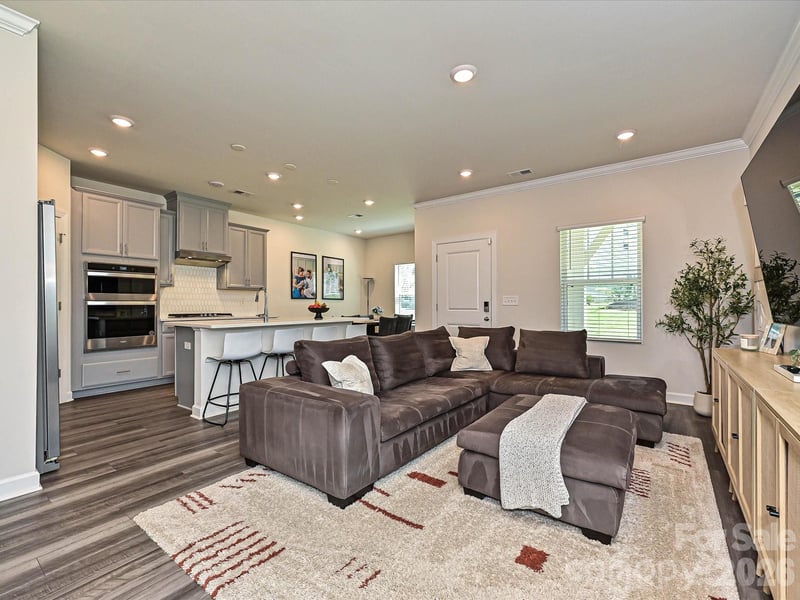 11202 Broadbent Ct, Charlotte, NC 28278