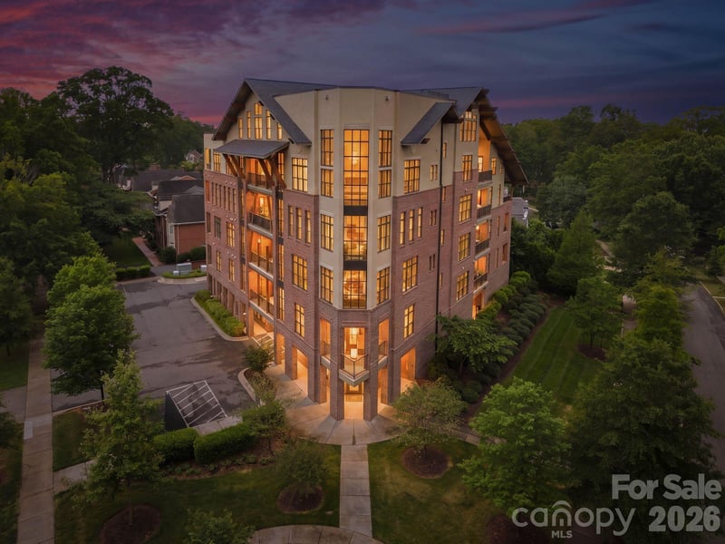 2312 Selwyn Ave #202, Charlotte, NC 28207