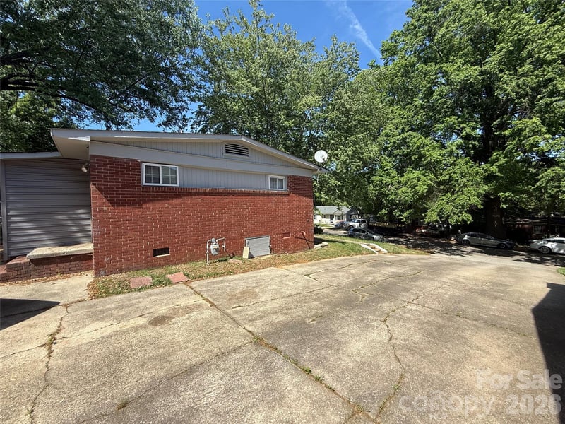 4147 Welling Ave, Charlotte, NC 28208