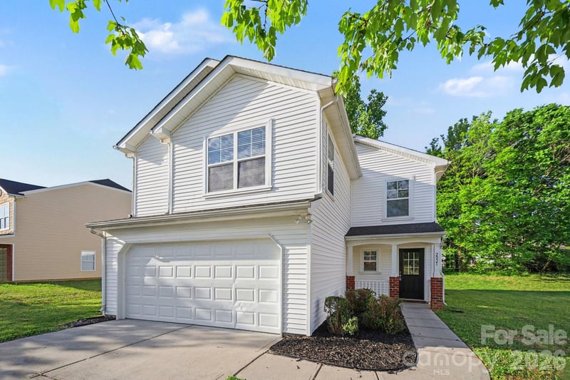 2021 Sonoma Valley Dr, Charlotte, NC 28214