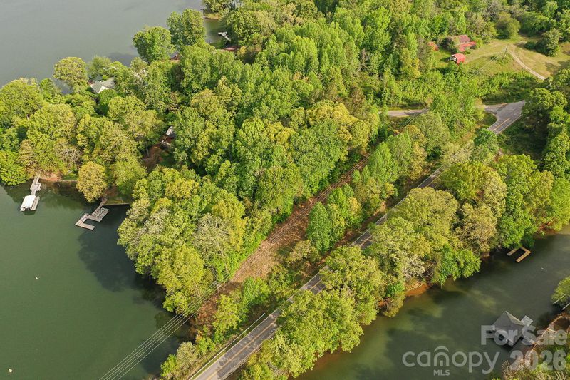 3618 Tee St, Sherrills Ford, NC 28673