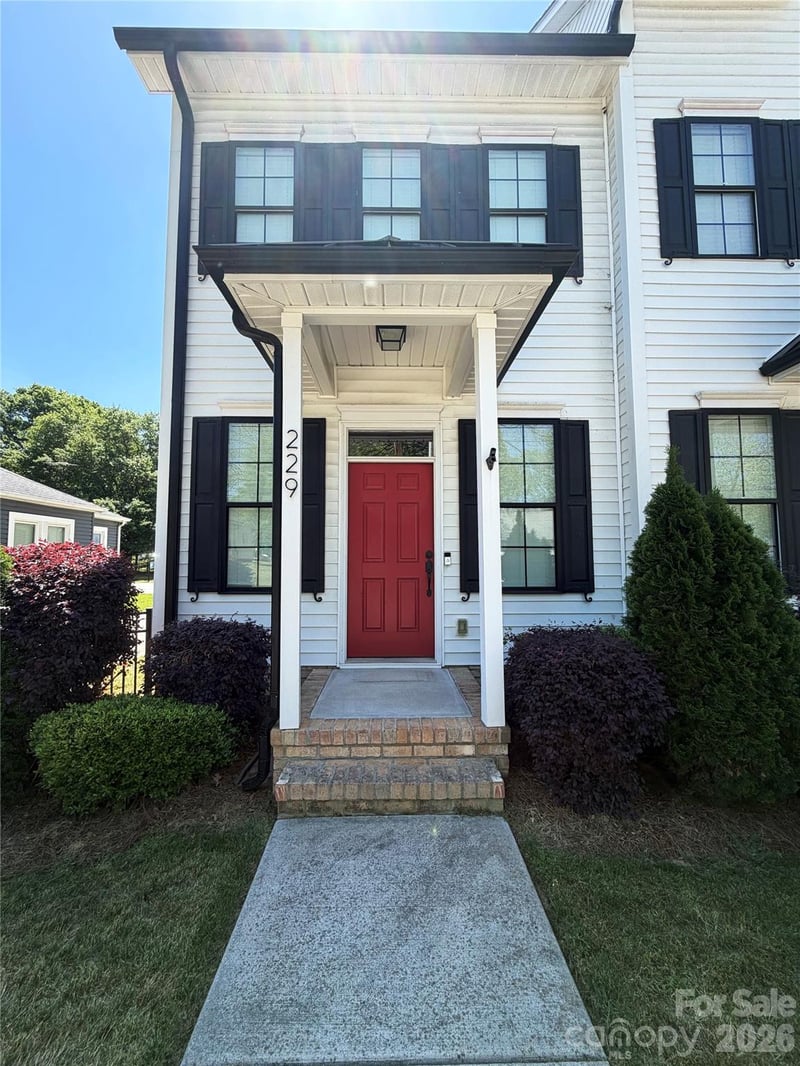 229 W G St, Kannapolis, NC 28081