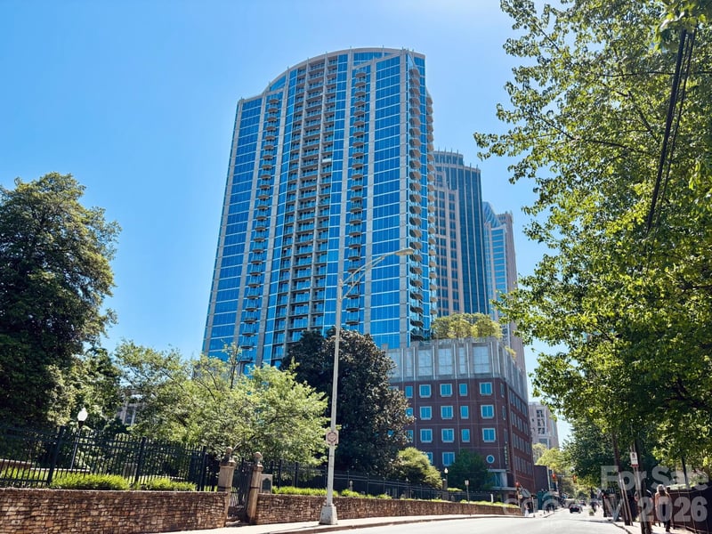 210 N Church St #1512, Charlotte, NC 28202