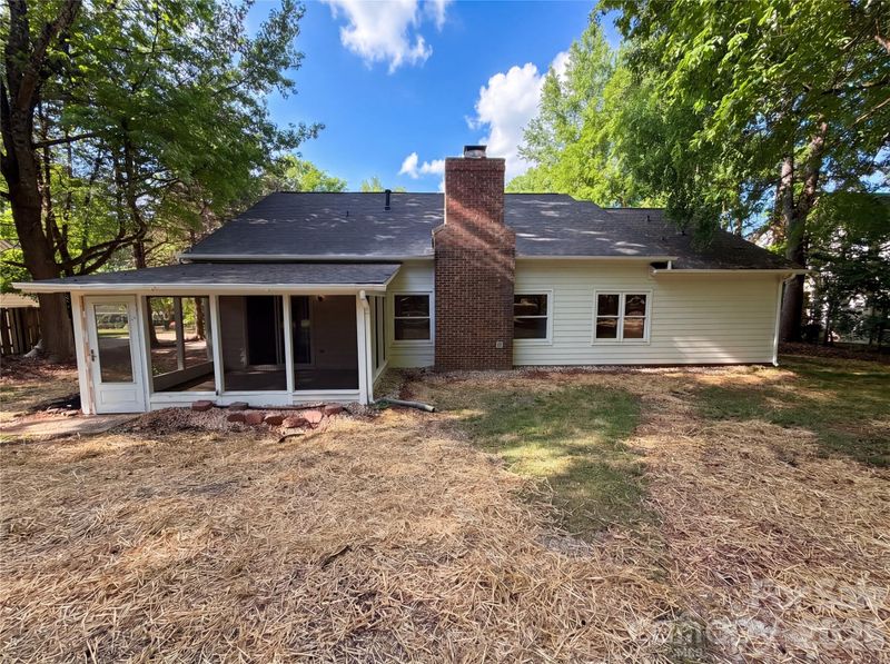 13025 Graymist Dr, Charlotte, NC 28215