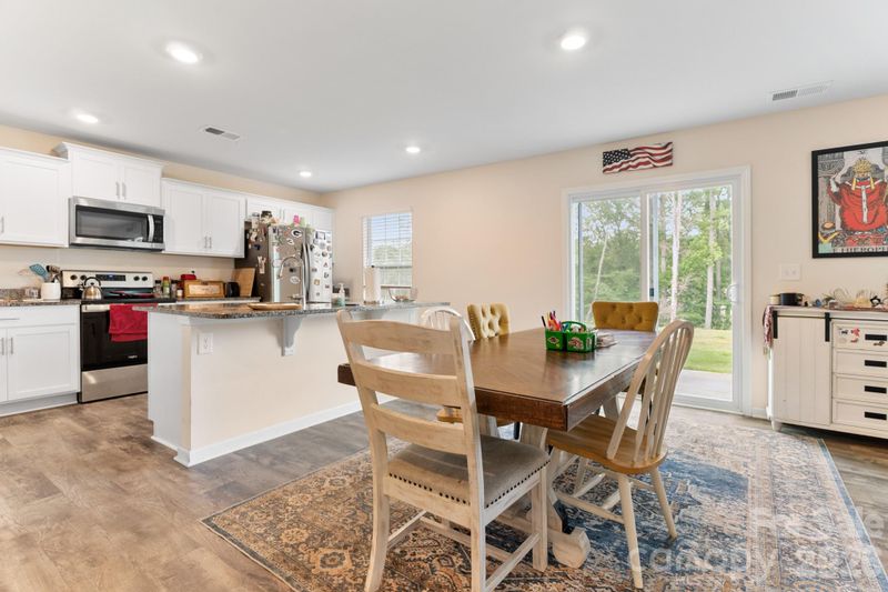 2859 Sherrills Stream Dr, Sherrills Ford, NC 28673