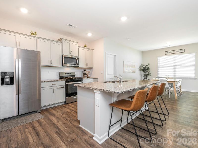 3649 Azalea Ridge Dr, Mount Holly, NC 28120