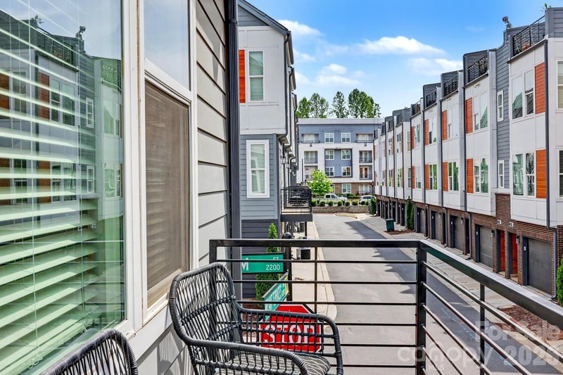 2032 Bryant Park Dr, Charlotte, NC 28208