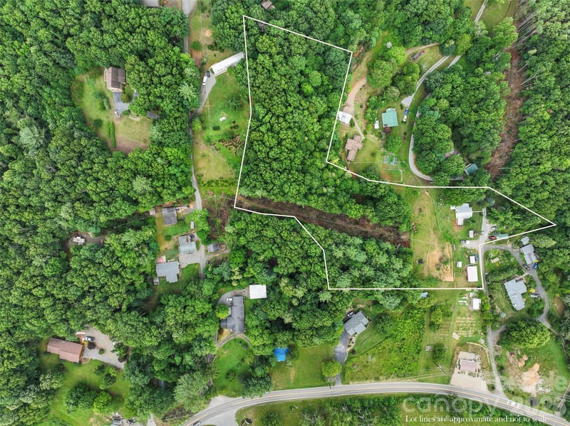 87 Henderson Ln, Burnsville, NC 28714