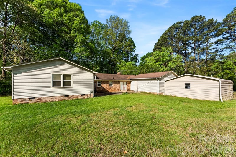 823 Carson Rd, Gastonia, NC 28052