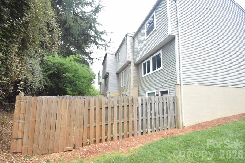 9432 Lexington Cir #A, Charlotte, NC 28213