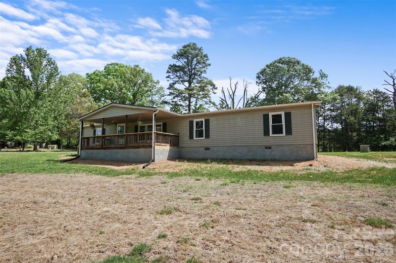 1305 Craig Dr, Iron Station, NC 28080
