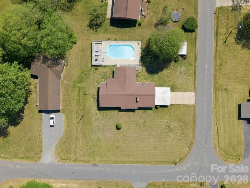 1480 21st St NE, Hickory, NC 28601