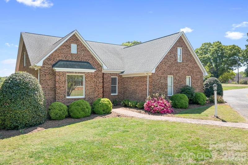 11690 Bain School Rd, Mint Hill, NC 28227