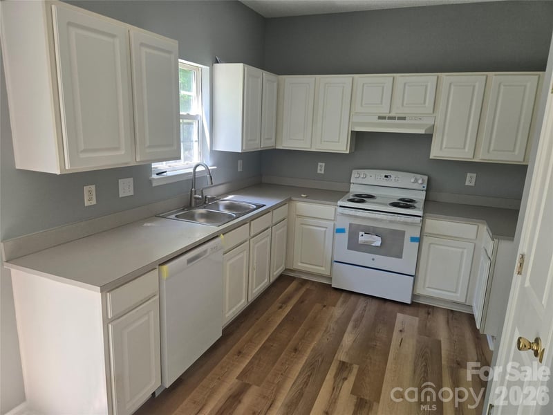 9303 Highrock Dr, Waxhaw, NC 28173