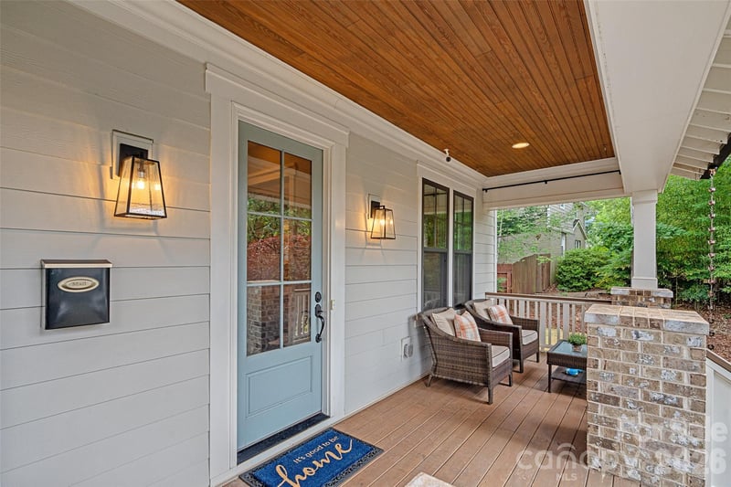 4316 Tangle Dr, Charlotte, NC 28211