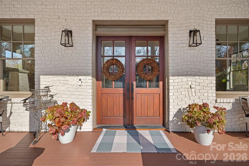 206 Meadowbrook Rd, Charlotte, NC 28211