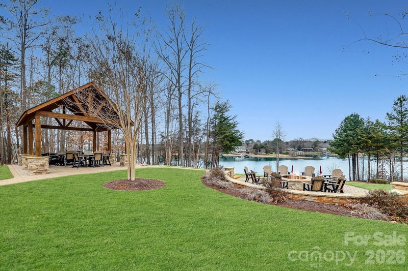 107 Nablus Trl #B, Mooresville, NC 28117