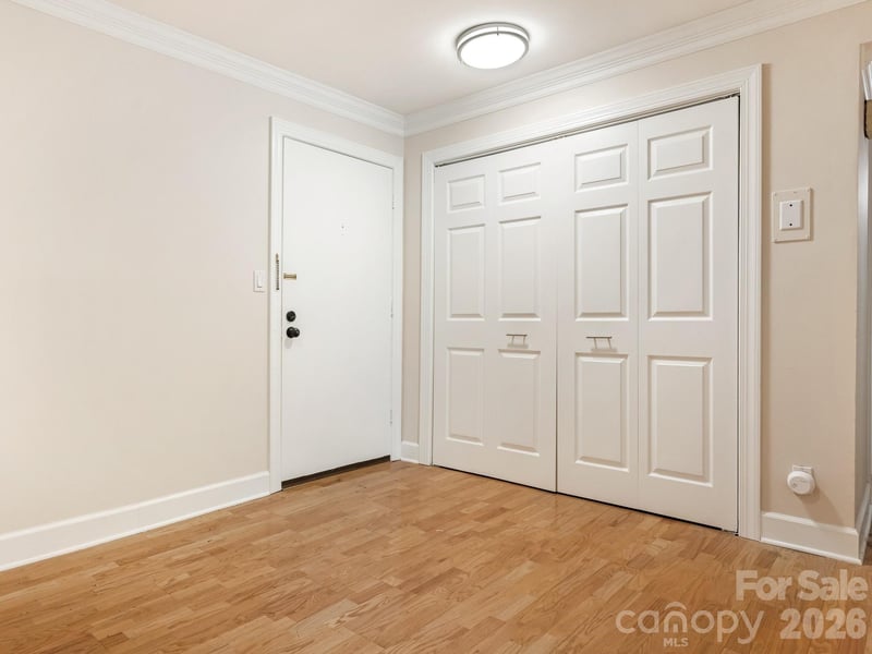 1323 Queens Rd #309, Charlotte, NC 28207