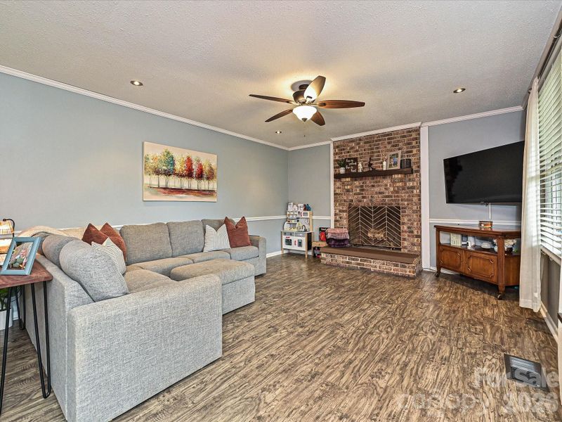 2334 Firmin Ct, Gastonia, NC 28056