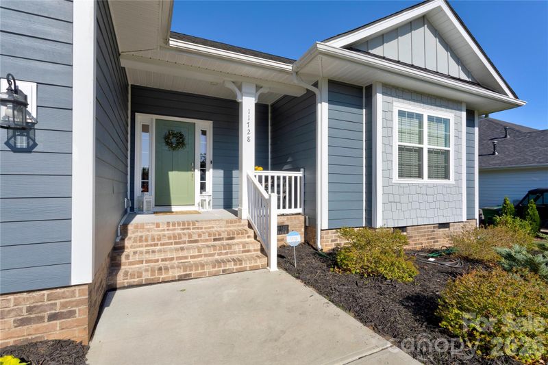 11728 Glenwood Dr, Locust, NC 28097