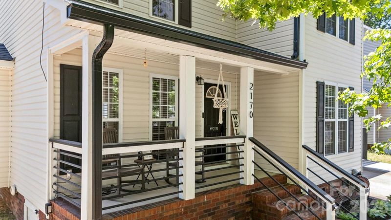 2170 Charles Towne Ct, Kannapolis, NC 28083