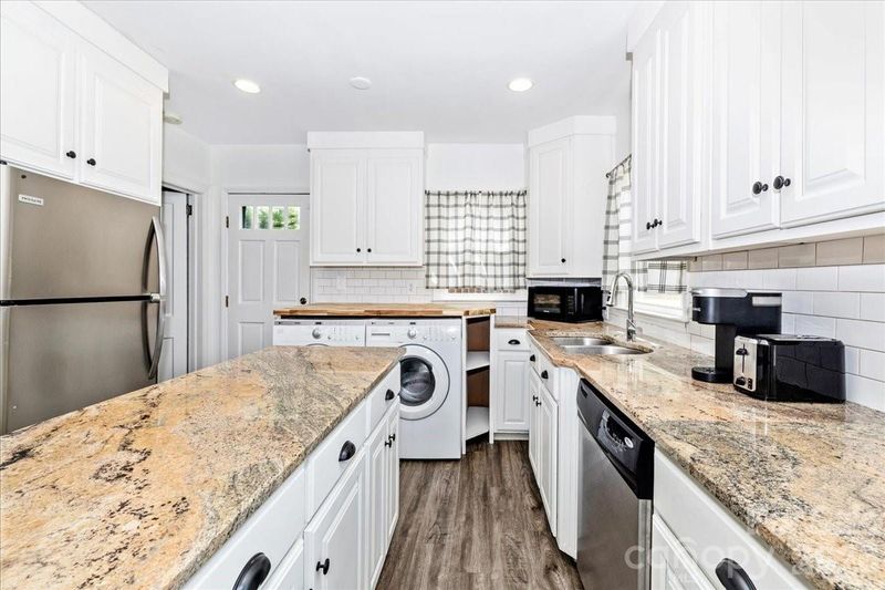 414 E 8th Ave, Gastonia, NC 28054