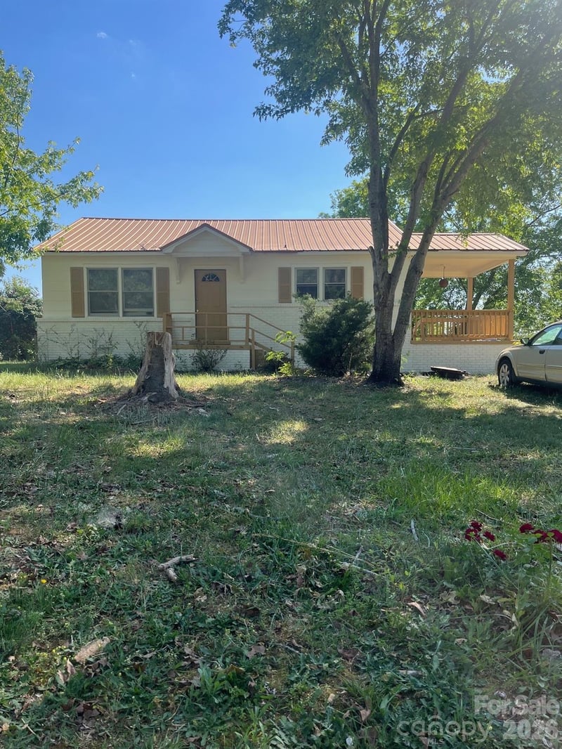 1612 Hawfield Rd, Charlotte, NC 28214