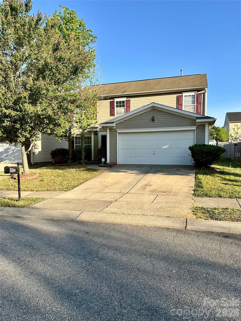 4722 Mortonhall Rd, Charlotte, NC 28215