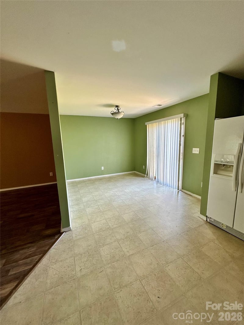 4722 Mortonhall Rd, Charlotte, NC 28215