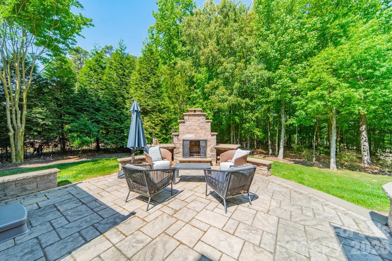 8108 Tosomock Ln, Huntersville, NC 28078
