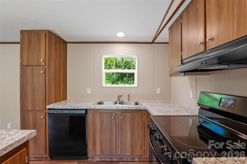 265 Curtis Creek Rd, Candler, NC 28715
