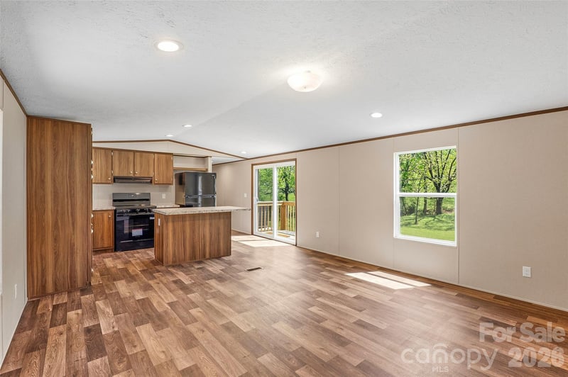 265 Curtis Creek Rd, Candler, NC 28715