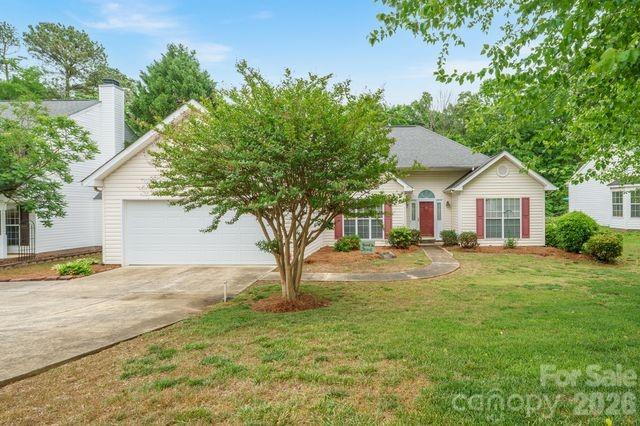 1236 Midlake Rd, Kannapolis, NC 28083