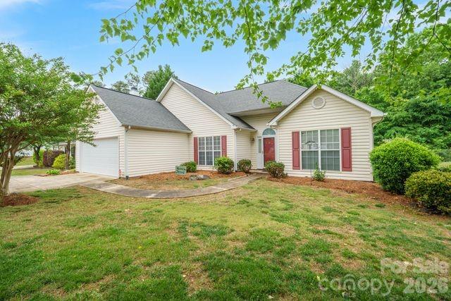 1236 Midlake Rd, Kannapolis, NC 28083