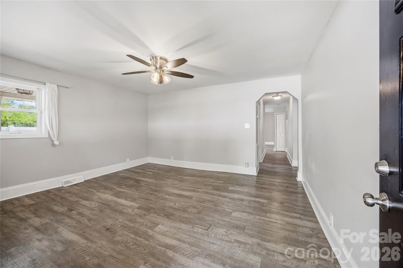 1108 Skyland St, Kannapolis, NC 28083