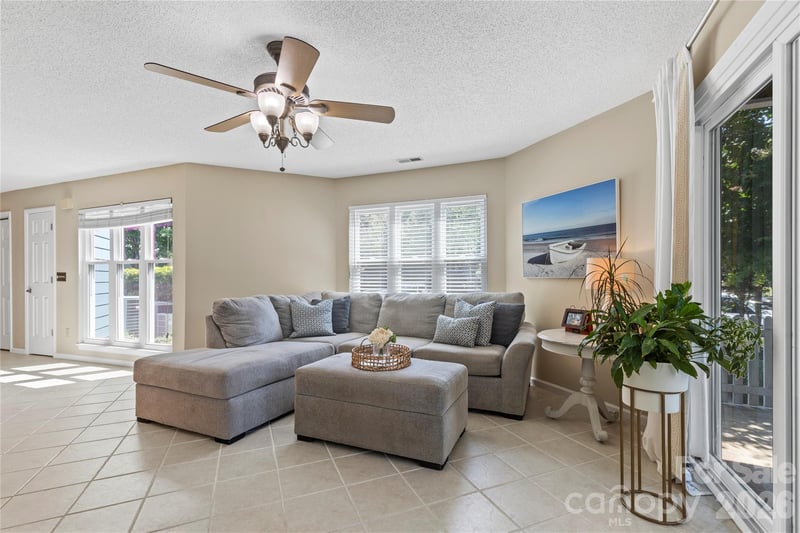 719 Southwest Dr, Davidson, NC 28036