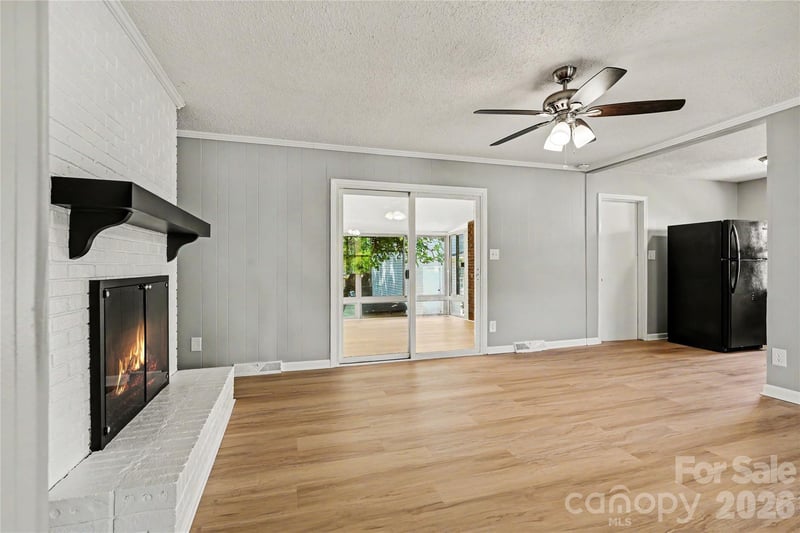 7040 Idlewild Rd, Charlotte, NC 28212