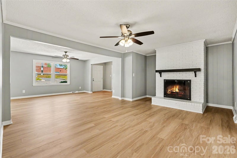 7040 Idlewild Rd, Charlotte, NC 28212