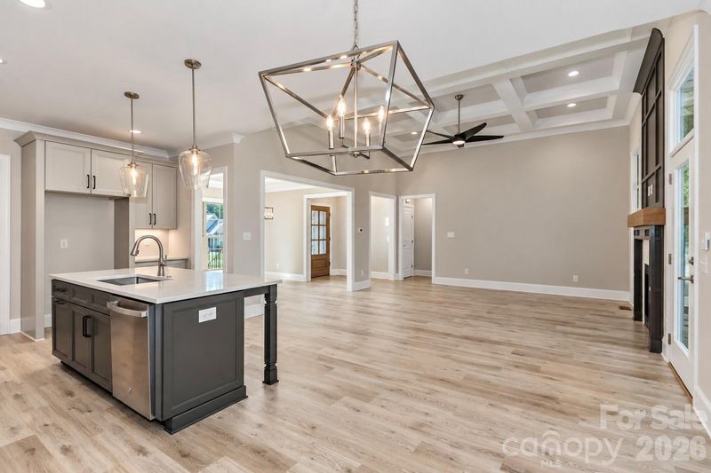 5977 Tipperary Dr, Denver, NC 28037