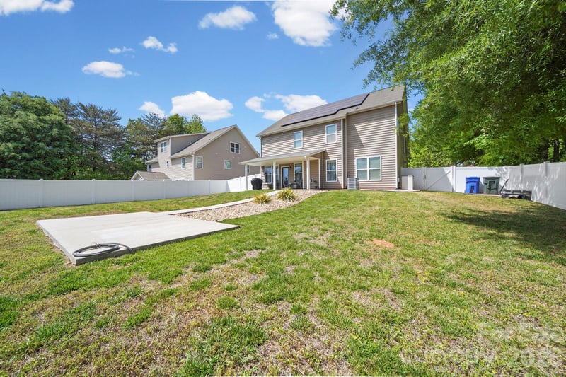 167 Ashlyn Creek Dr, Mooresville, NC 28115