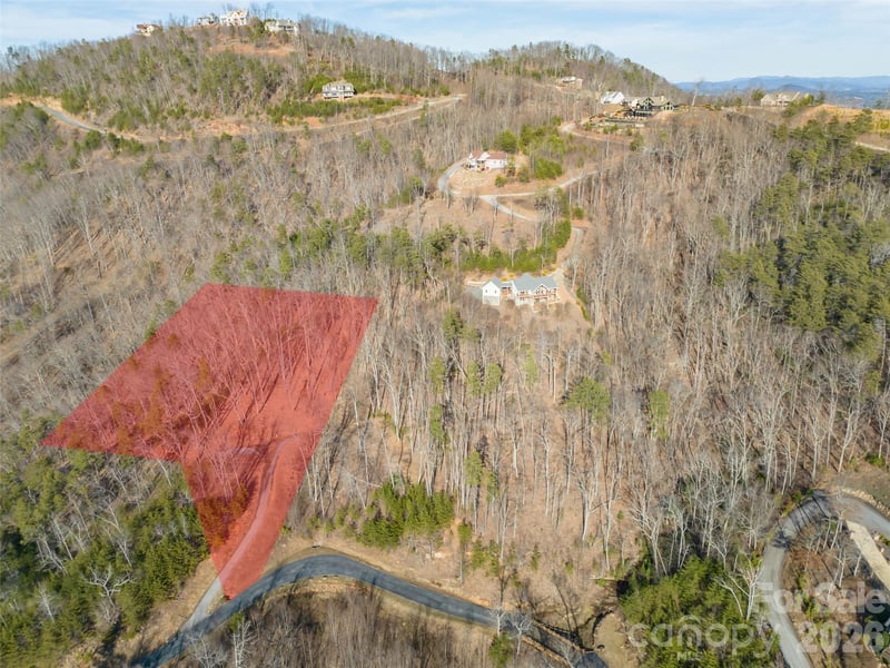 223 Rock Ledge Dr, Lake Lure, NC 28746